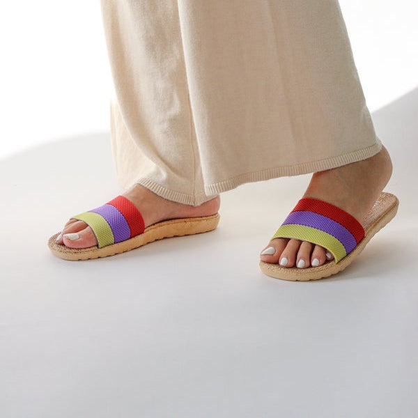 Viny - Women's Beach Slides