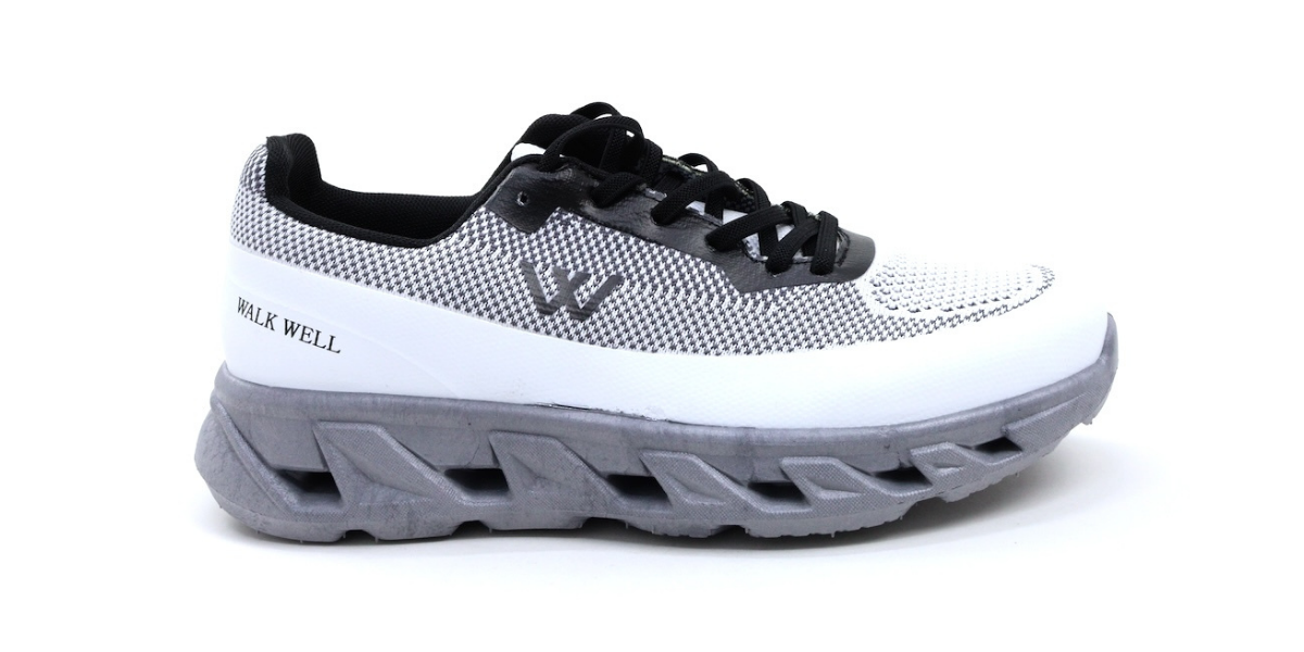 Men's Lace-Up Sneakers