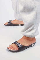 women's slippers